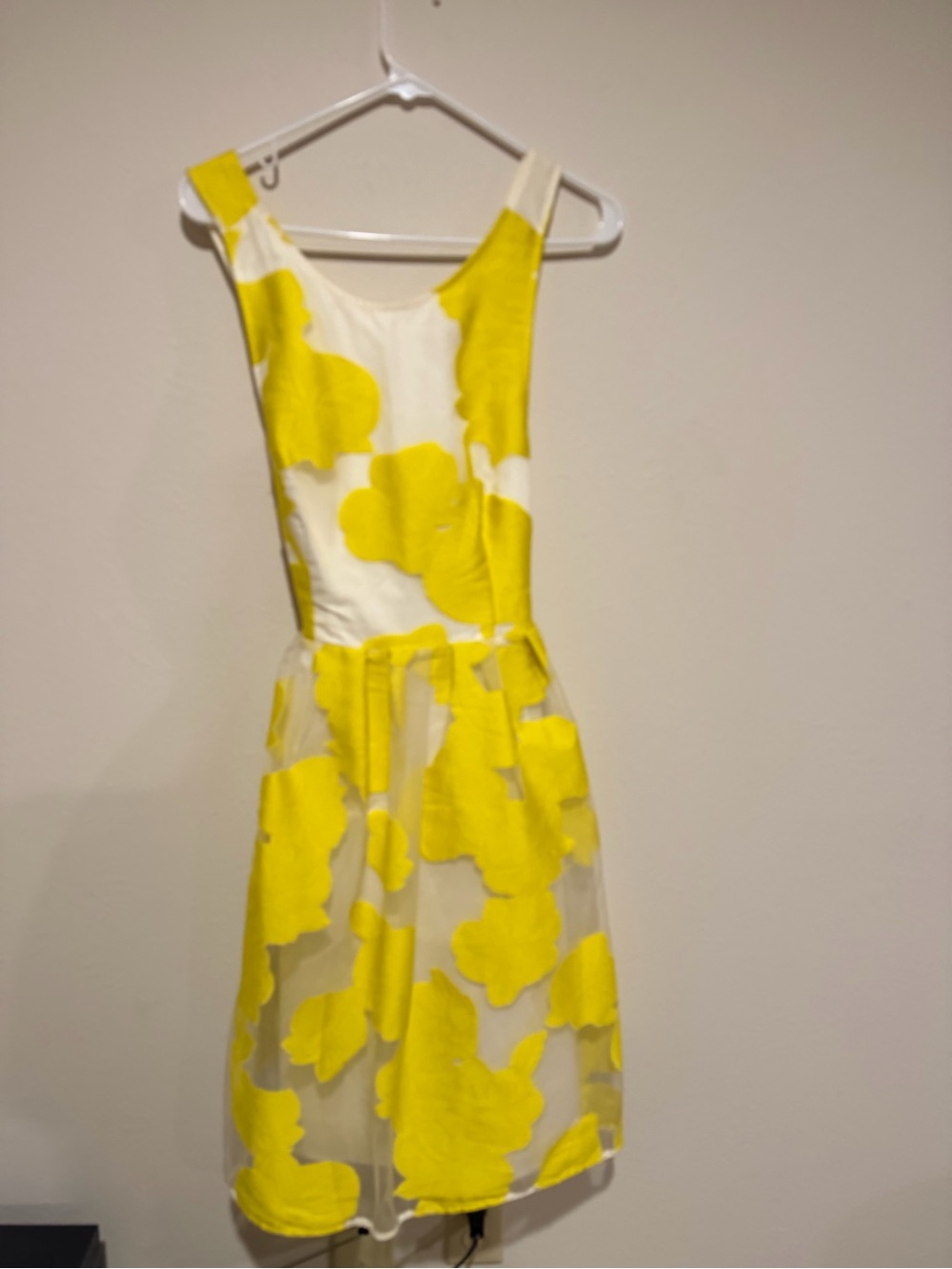 P.A.R.O.S.H. NWT Made in Italy Yellow Floral Organza Luxury Dress M 💛